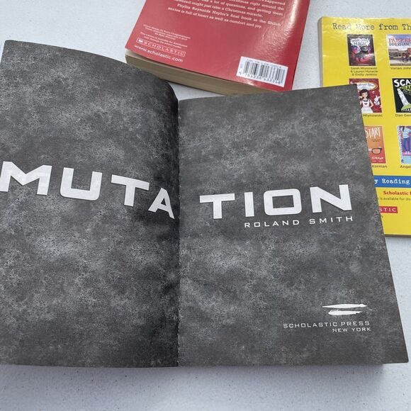 Lot Of 3 Children’s Books, Mutation, A Shiloh Christmas, The Time We Ran Away - Picture 3 of 8